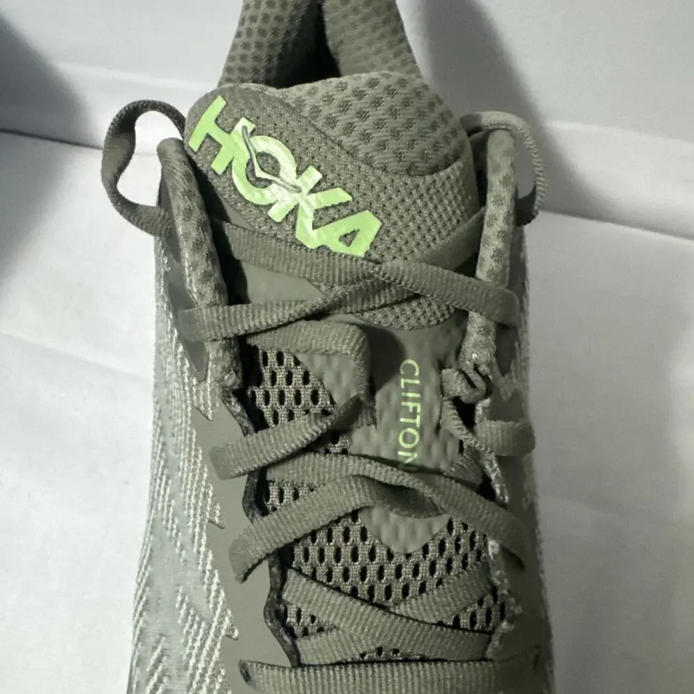 Hoka One One hoka one